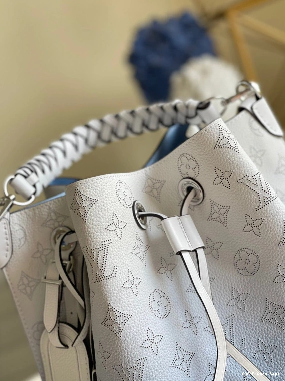 AAA Pruses Bags VUITTON LOUIS MURIA 0719